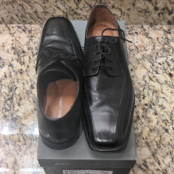 Johnston & Murphy Mens Black Dress Shoes Size 9.5M Johnston & Murphy Men main image 3